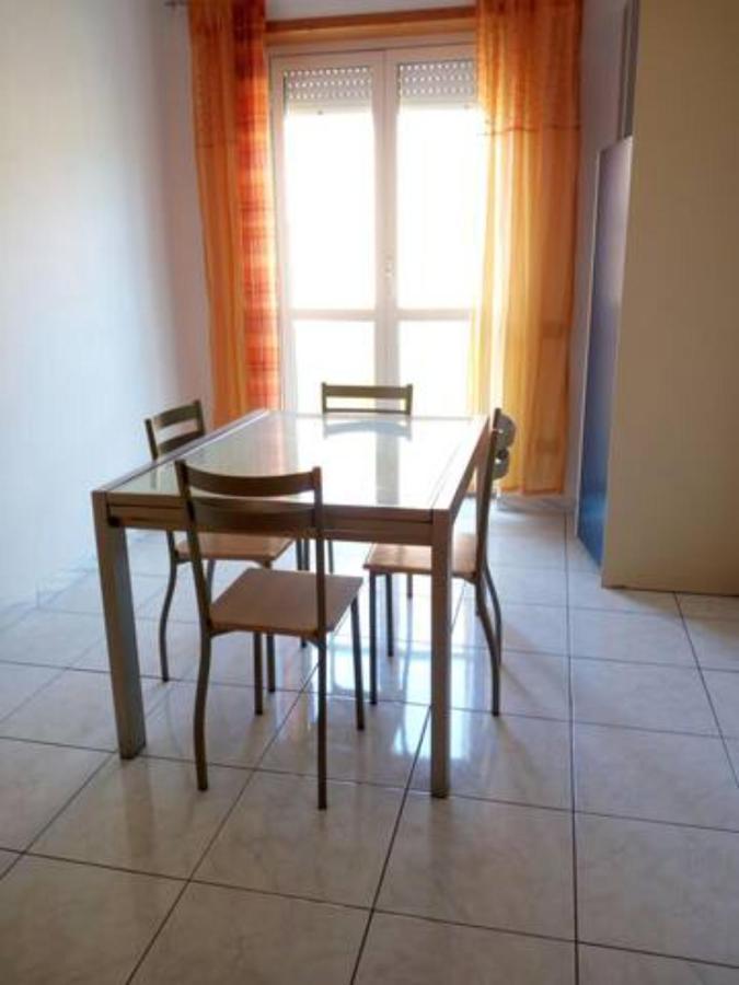 Bosa Marina! Apartment Bagian luar foto